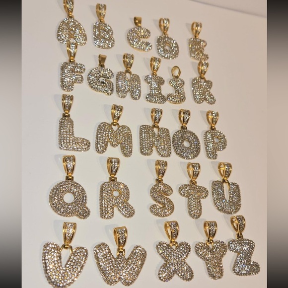 ☃️BOGO50%☃️ 🆕✨GOLD B✨BUBBLE LETTER INITIAL NECKLACE - Picture 12 of 12